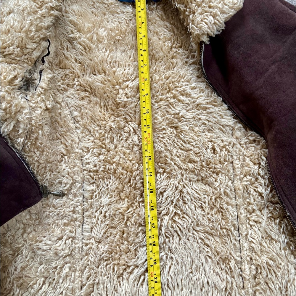 Retro Faux Shearling Jacket – Cozy Vintage Boho Style - Picture 8 of 11